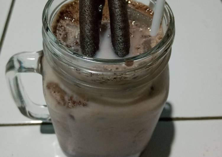 Langkah Mudah untuk Membuat Es Coklat Chocolatos Anti Gagal