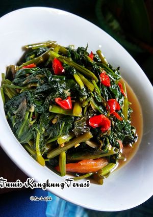 Foto resep Tumis Kangkung Terasi