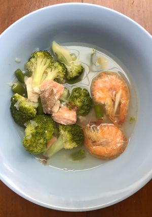 Foto resep Makanan AnakSup Bening isi Udang & Salmon
