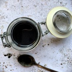 A picture of Homemade black sesame seeds paste.