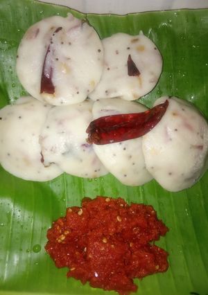 செட்டிநாடு தாளிச்ச இட்லி (Chettinadu thaalicha idli recipe in tamil) செய்முறை முக்கிய புகைப்படம்