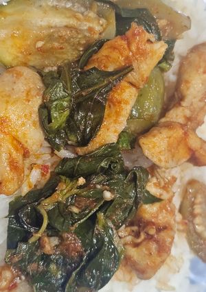 รูปของ ผัดพริกแกงไก่มะเขือเปาะ