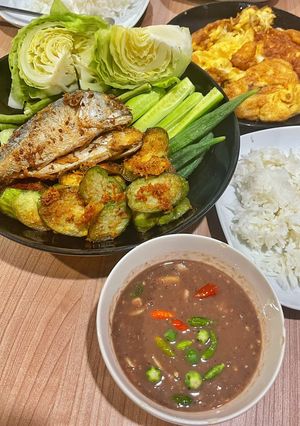 รูปของ น้ำพริกกะปิ แบบง่ายๆ ทานคู่กับผักทอดก็ได้ ผักลวกก็ดี 🥒🥬🥦🌿🌱