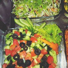A picture of Fresh Garden Salad.
