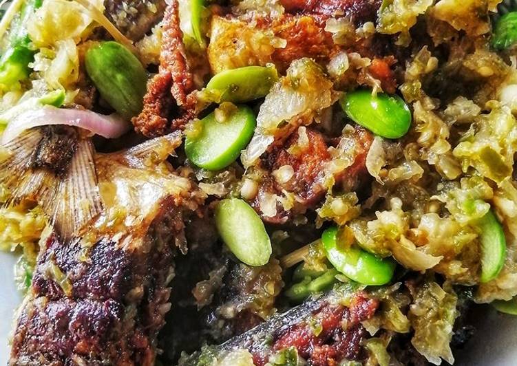 Resep Cencaru Cabai Hijau Campur Petai, Menggugah Selera