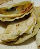 Quesadillas de queso fresco y epazote 🧀