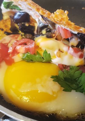 A picture of Cheese Tacos (a keto snack).