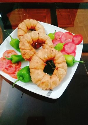 A picture of Ring samosay.