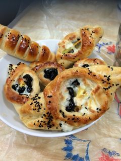 صورة لوصفة فطائر بيتزا على طريقتي😋😋