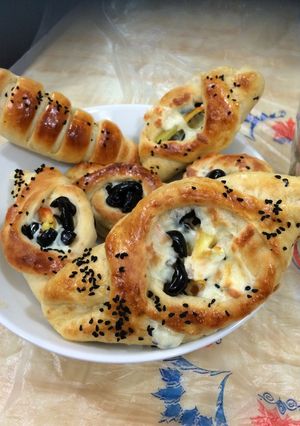 صورة لوصفة فطائر بيتزا على طريقتي😋😋