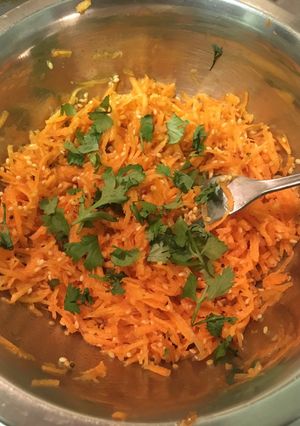 A picture of Koshimbir - Indian style carrot salad.