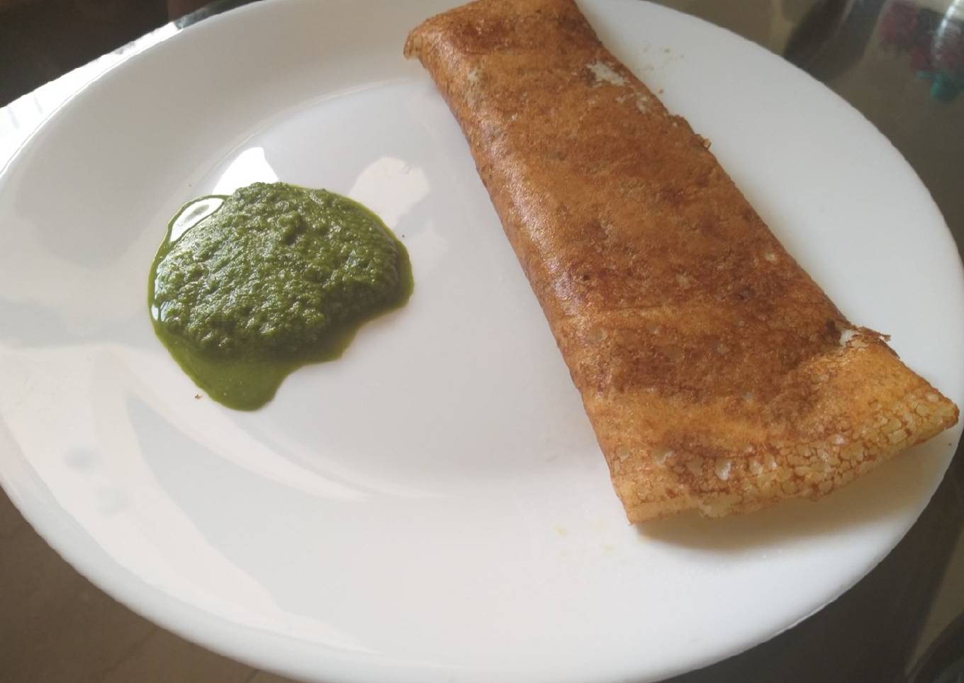 Masala dosa with potato and coconut chattny