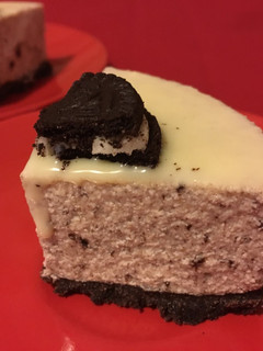 Una foto de Tarta de yogur griego de stracciatella