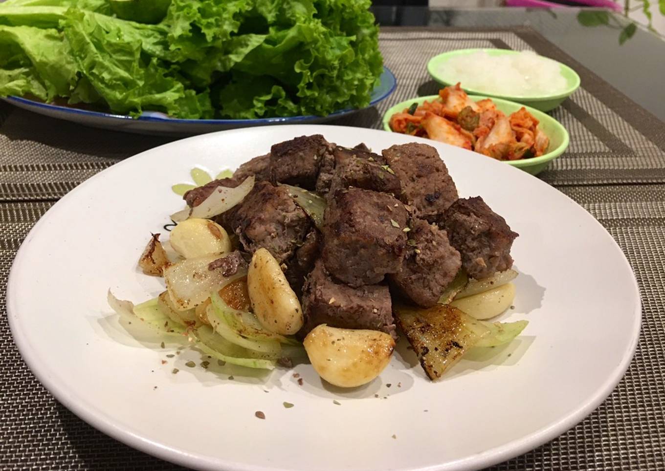 Saikoro panggang bumbu garam (wajan Teflon)