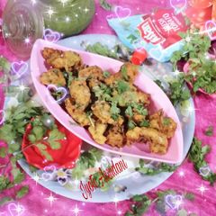 A picture of Leftover Daal Palak Pakoda 😘😘😋😋.