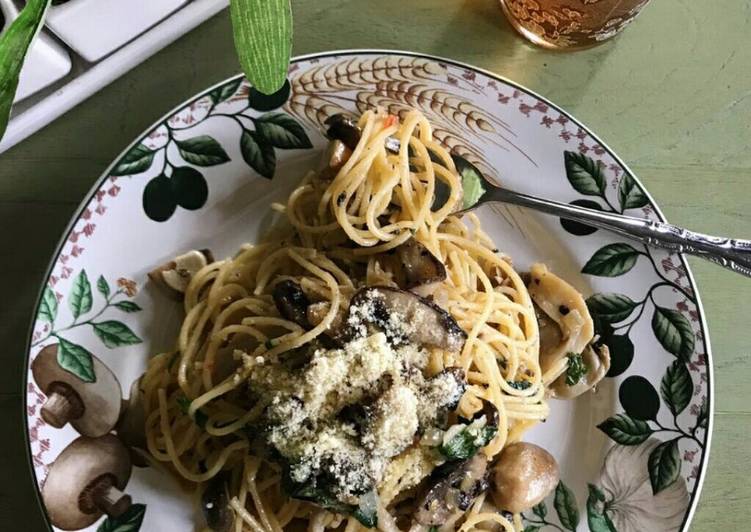 Proses Menyiapkan Mushroom Pasta Anti Gagal