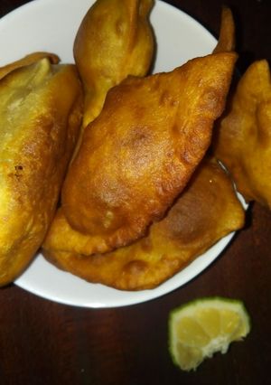 A picture of Cinnamon mandazi.