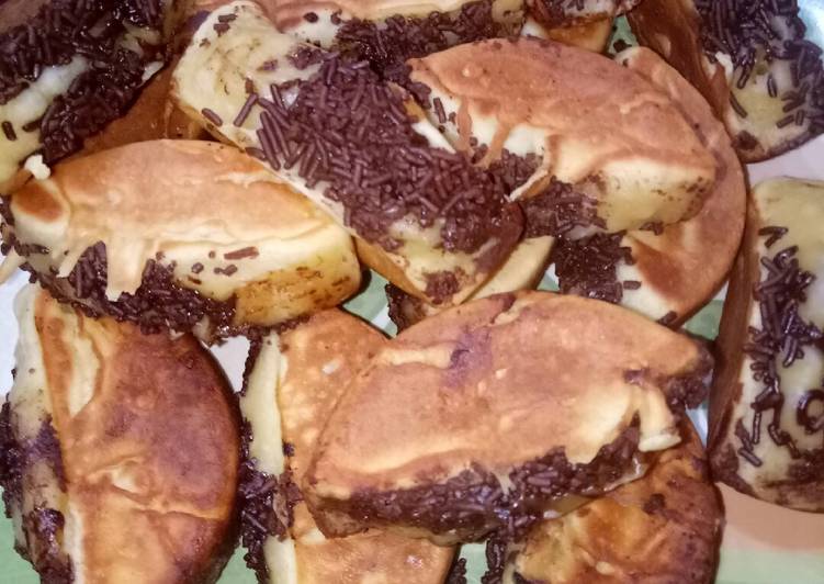 Cara Gampang Membuat Pukis coklat, Lezat Sekali