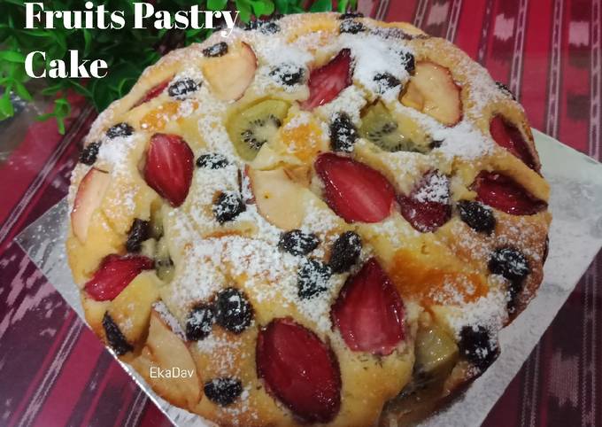 Fruits Pastry Cake
