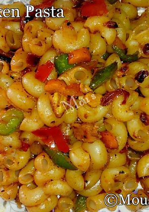A picture of Chicken pasta.