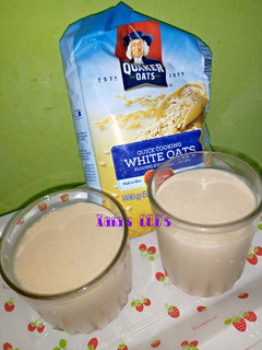 A picture of Oat smoothie.