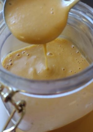 A picture of Vegan Nacho Cheese sauce.