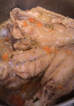 Una foto de Alitas de pavo en salsa