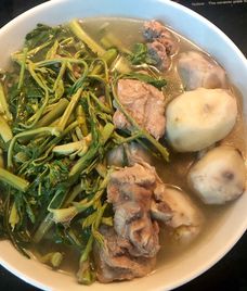 canh khoai sọ rau nhút