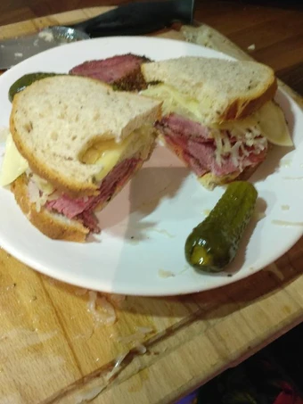 Simple Way Make Recipe NEW YORK DELI Corned Beef Rueben that is Delicious, Tasty}