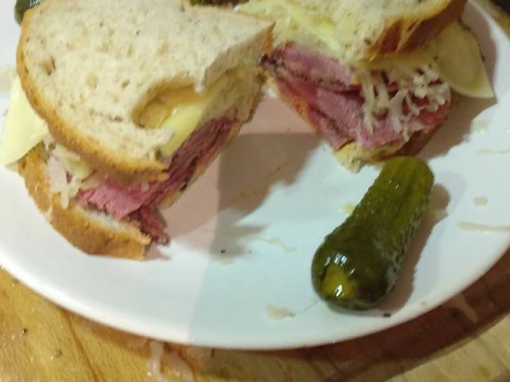 Simple Way Make Recipe NEW YORK DELI Corned Beef Rueben that is Delicious, Tasty}