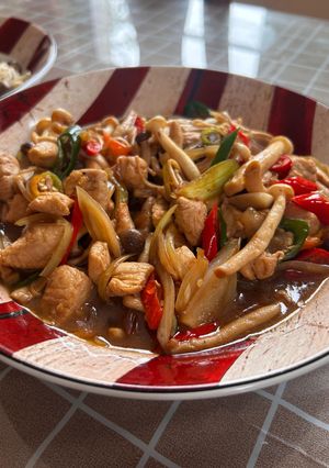 Foto resep Dada Ayam Iris dengan Jamur Enoki