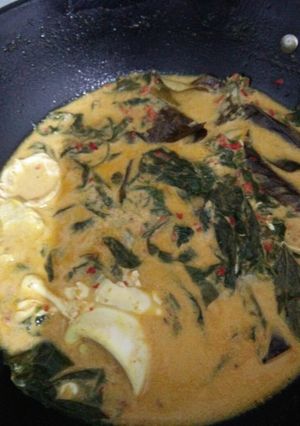 Foto resep 5. Gulai daun ubi plus telur rebus😬