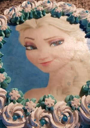 Una foto de Torta Frozen para Liha❤