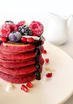 Une photo de Pancakes à la betterave
