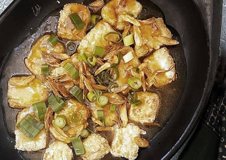 Recipe of Any-night-of-the-week Japanese Tofu in Oyster Sauce and Crispy Garlic