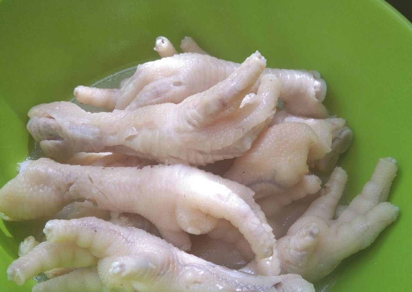 Sup ceker ayam sederhana favoritnya anak-anak 🤗