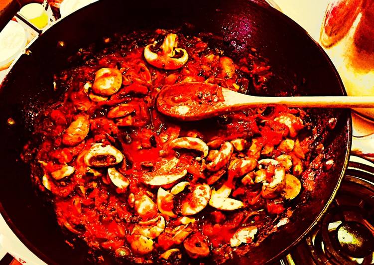Recipe of Speedy Mushroom Chili Marinara Sauce