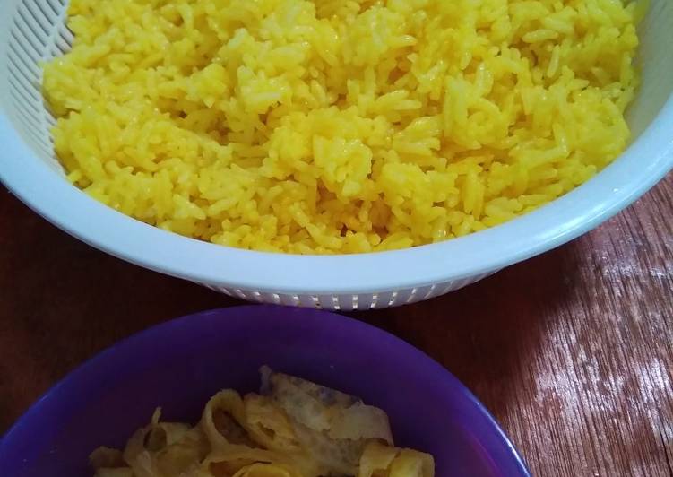 Nasi kuning rice cooker