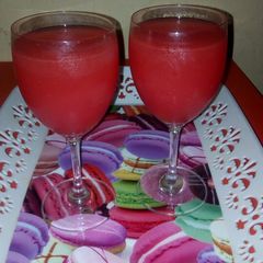 A picture of Water melon juice.