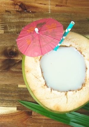 Hình của món Thạch trái dừa.