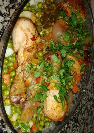 Une photo de Rôti de poulet et légume à vapeur
