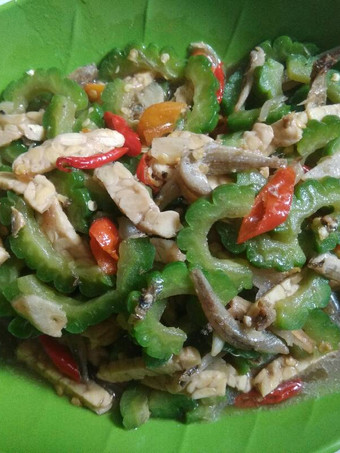 Resep Tumis pare teri pedas yang Enak Banget