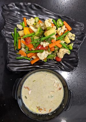 A picture of Broccoli - Zucchini Soup.