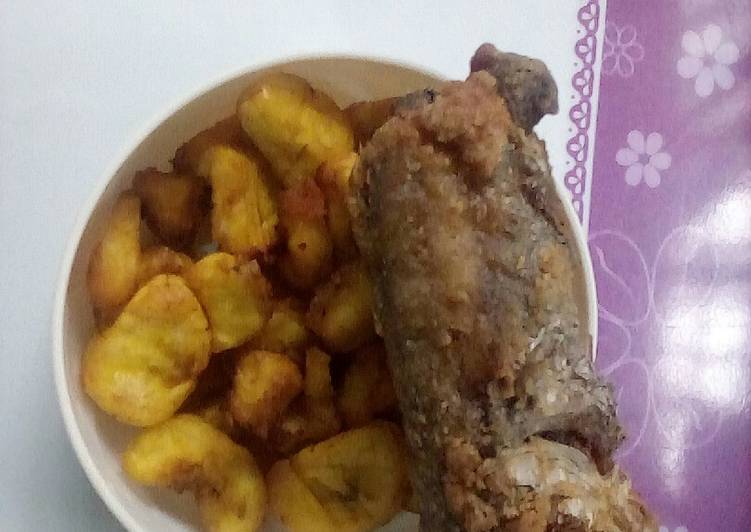 Recipe of Favorite Fried plantain and fish