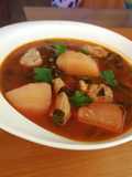 Sopa de armuelle con carne y patatas