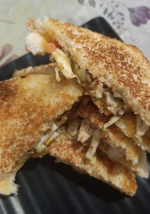 A picture of Cream Jam Sandwich.