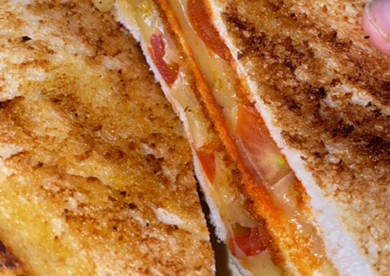 Spicy Grilled Cheese Sandwich