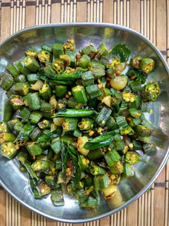 வெண்டைக்காய் பொரியல் (vendakkai Poriyal Recipe in Tamil) செய்முறை முக்கிய புகைப்படம்
