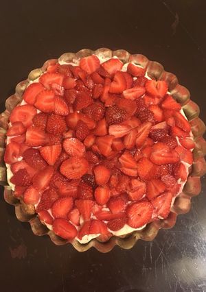 Una foto de Tarta de frutilla con crema