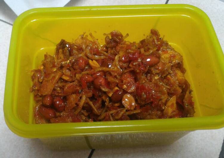 Resep: Teri kacang kentang karamel yang Gurih